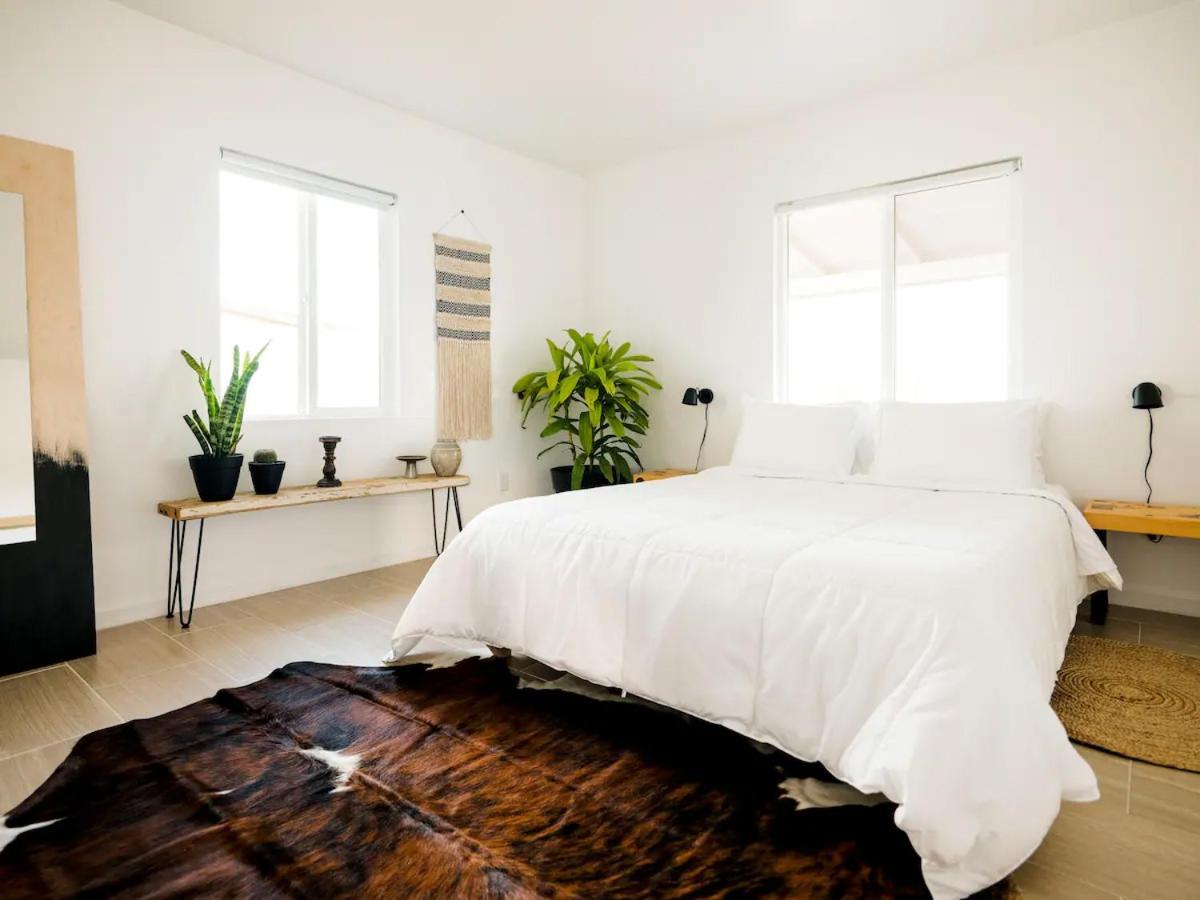The Zen - Outdoor Shower, Gas Fireplace, Walkable To Shops & Restaurants Joshua Tree Exterior photo