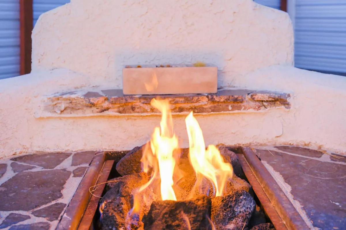 The Zen - Outdoor Shower, Gas Fireplace, Walkable To Shops & Restaurants Joshua Tree Exterior photo