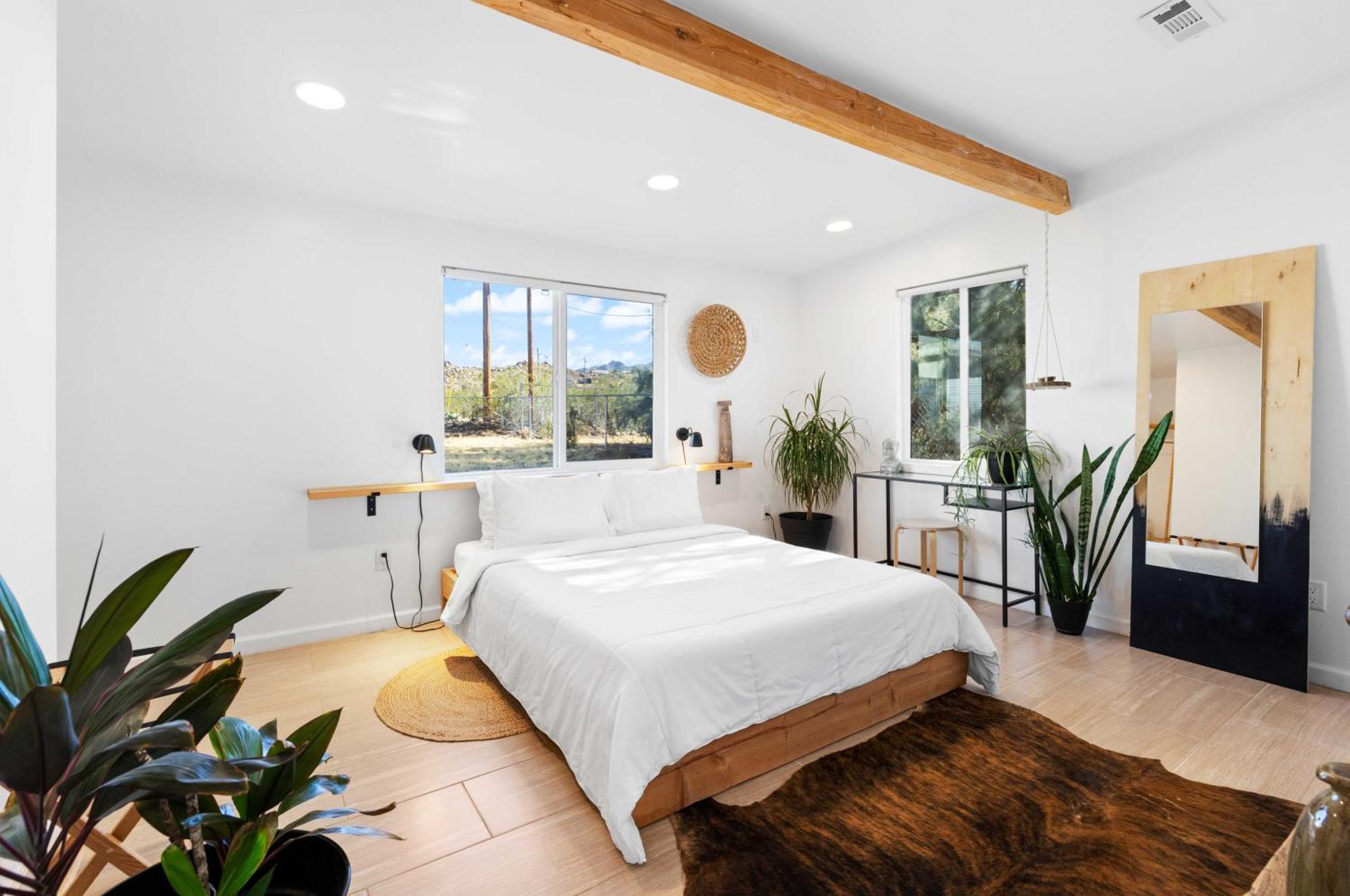 The Zen - Outdoor Shower, Gas Fireplace, Walkable To Shops & Restaurants Joshua Tree Exterior photo